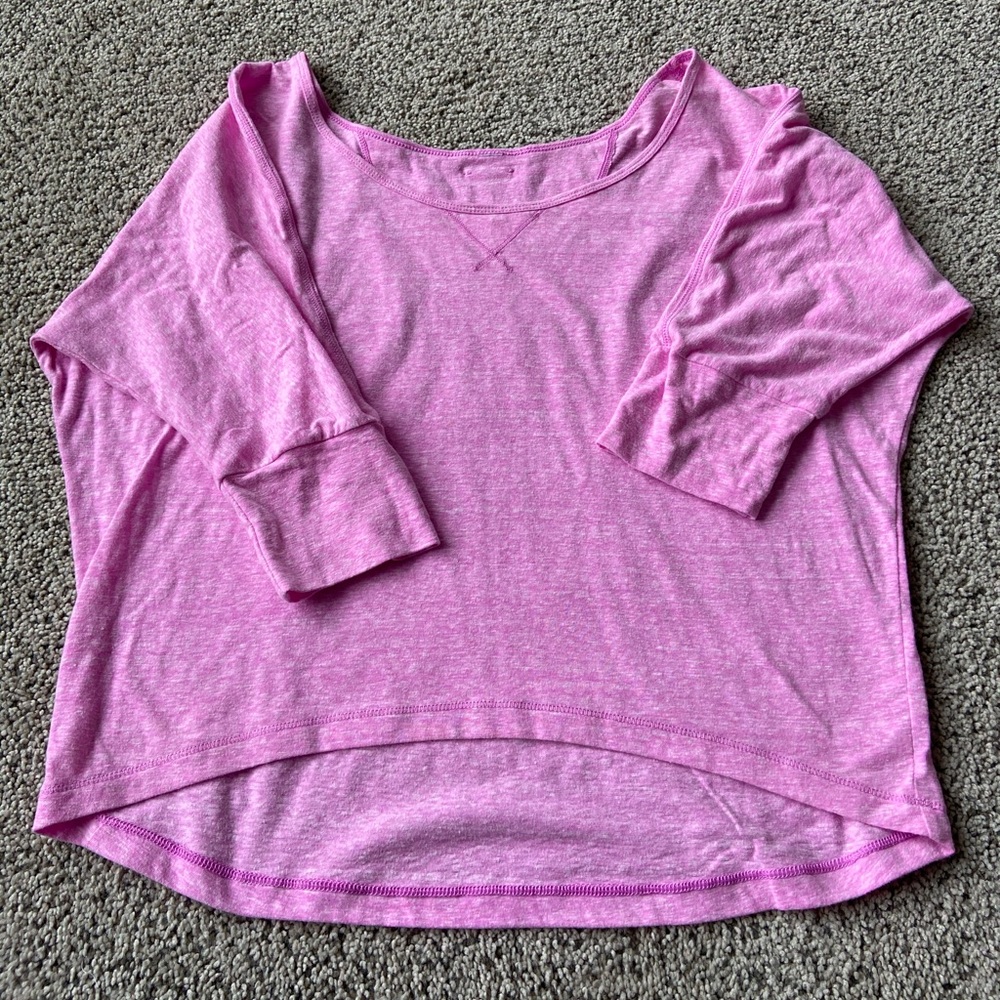 Long sleeve work out shirt